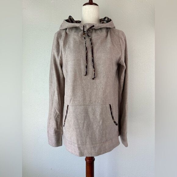 NWT Hem & Thread Women’s Sweatshirt - Picture 1 of 6